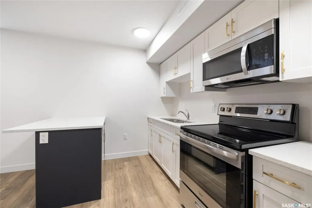 75 3rd Avenue Lumsden SK S0G 3C0
