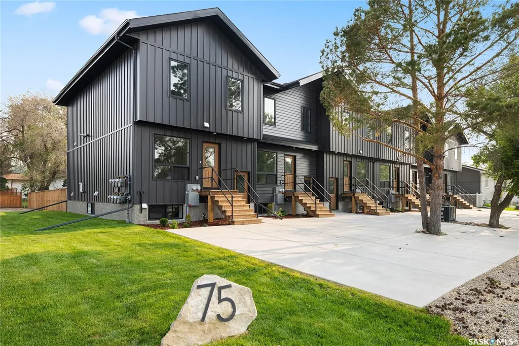 75 3rd Avenue Lumsden SK S0G 3C0