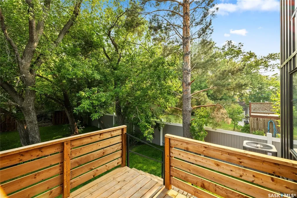 75 3rd Avenue Lumsden SK S0G 3C0