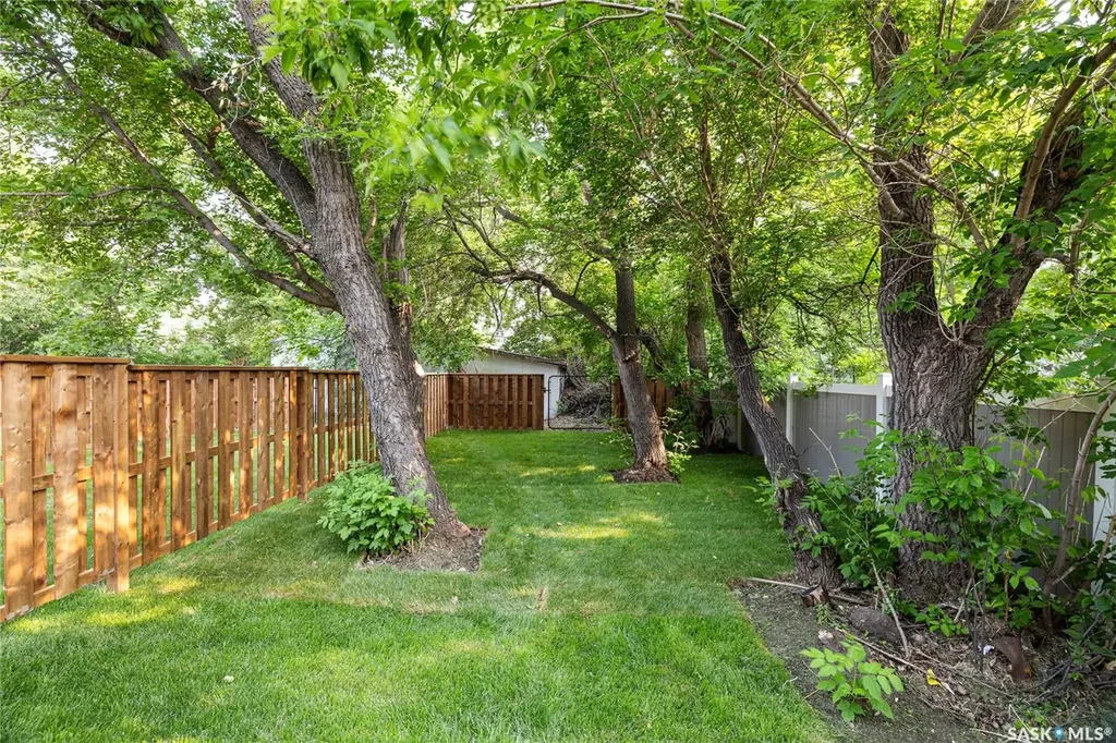 75 3rd Avenue Lumsden SK S0G 3C0