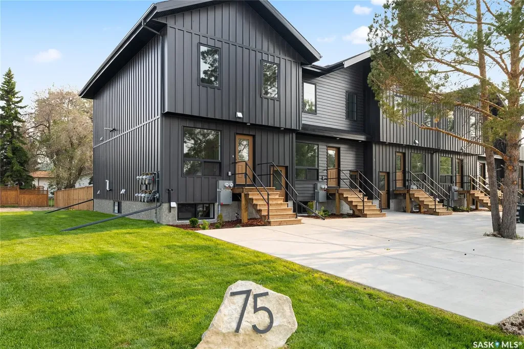 75 3rd Avenue Lumsden SK S0G 3C0