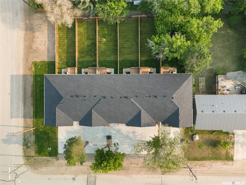 75 3rd Avenue Lumsden SK S0G 3C0