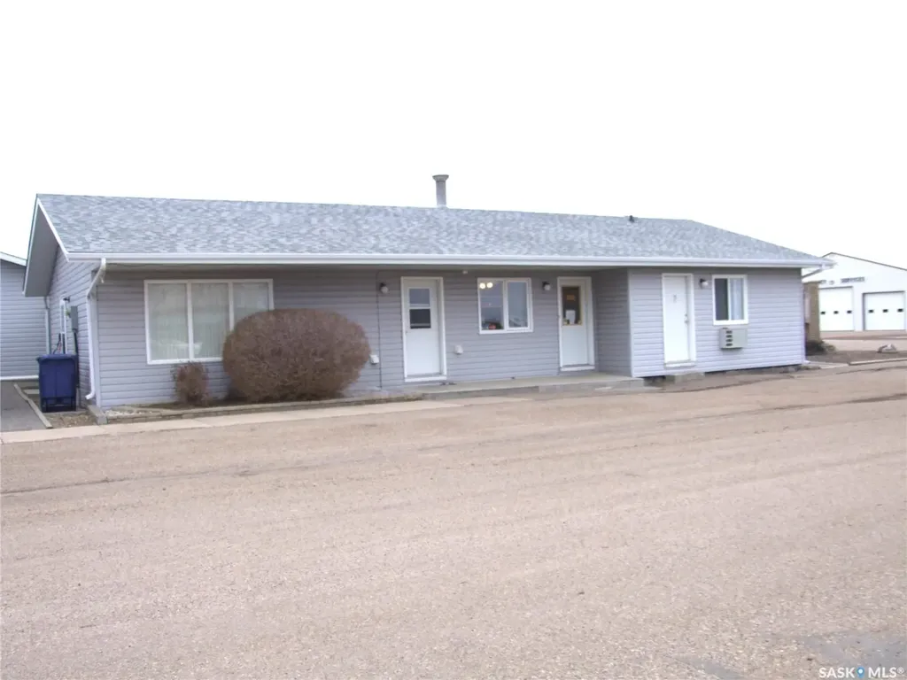 401 Martin Street Burstall SK S0N 0H0