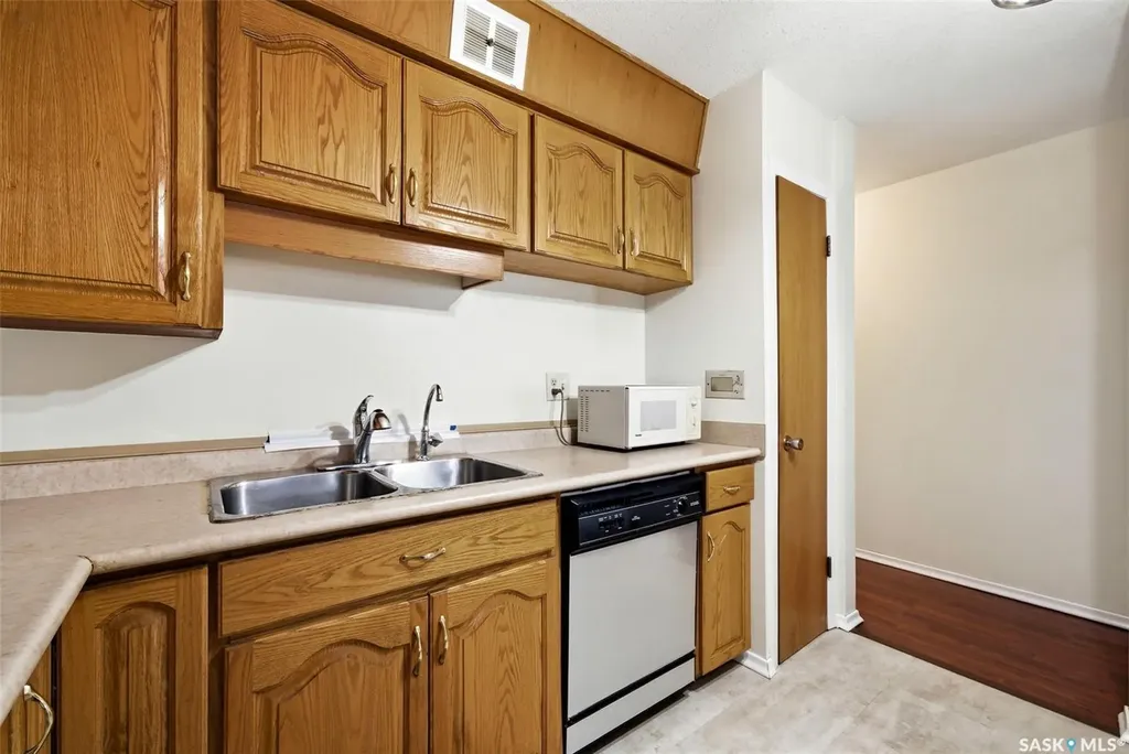 4341 Rae Street Regina SK S4S 3B2