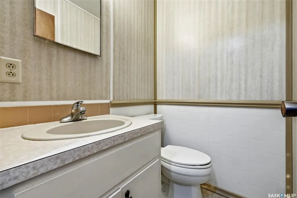 4341 Rae Street Regina SK S4S 3B2