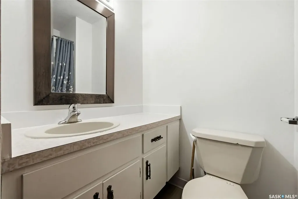 4341 Rae Street Regina SK S4S 3B2