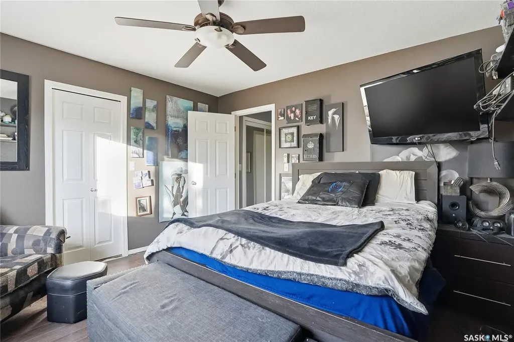 802 K Avenue N Saskatoon SK S7L 2N1