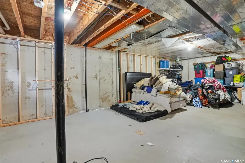 802 K Avenue N Saskatoon SK S7L 2N1