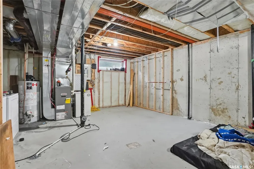 802 K Avenue N Saskatoon SK S7L 2N1
