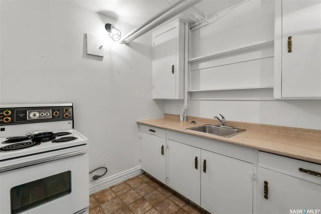 103 Main Street Watrous SK S0K 4T0
