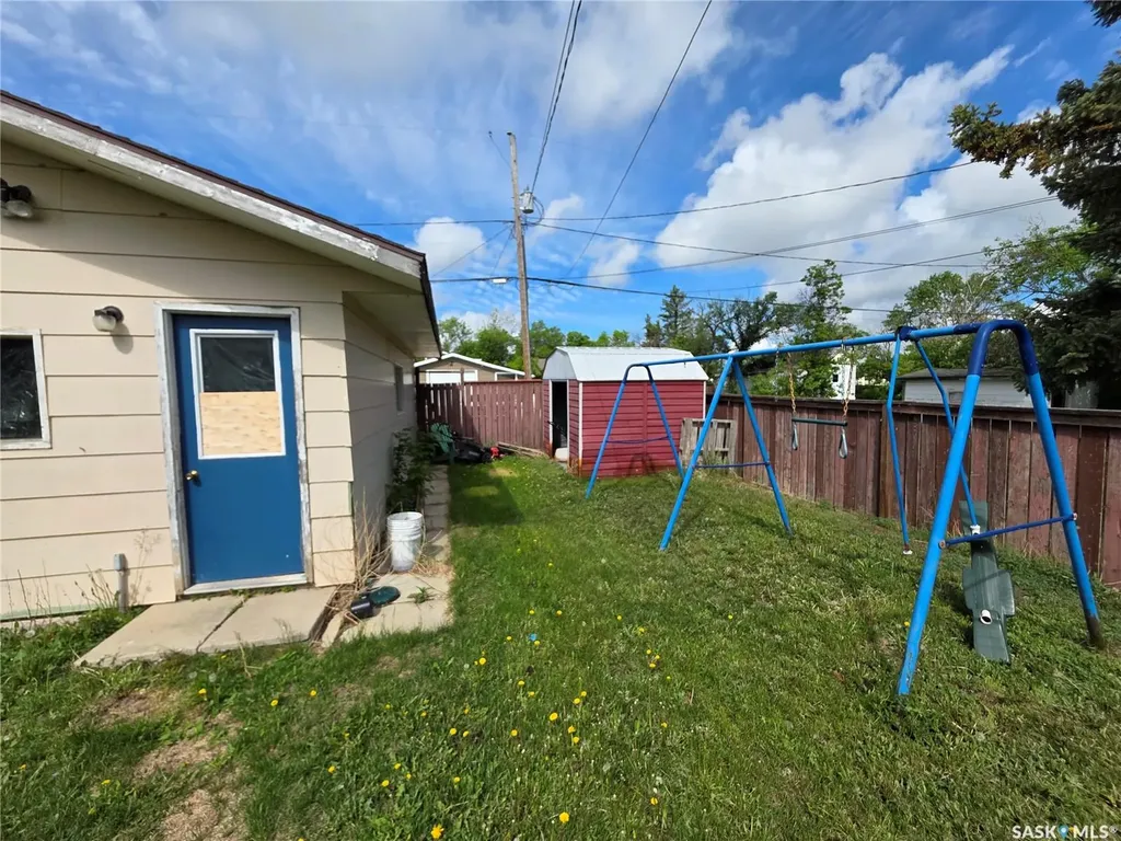 520 Dennis Street Herbert SK S0H 2A0