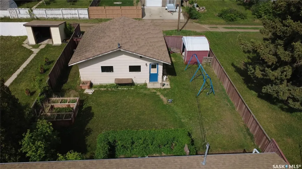 520 Dennis Street Herbert SK S0H 2A0