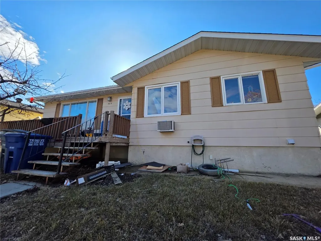 520 Dennis Street Herbert SK S0H 2A0