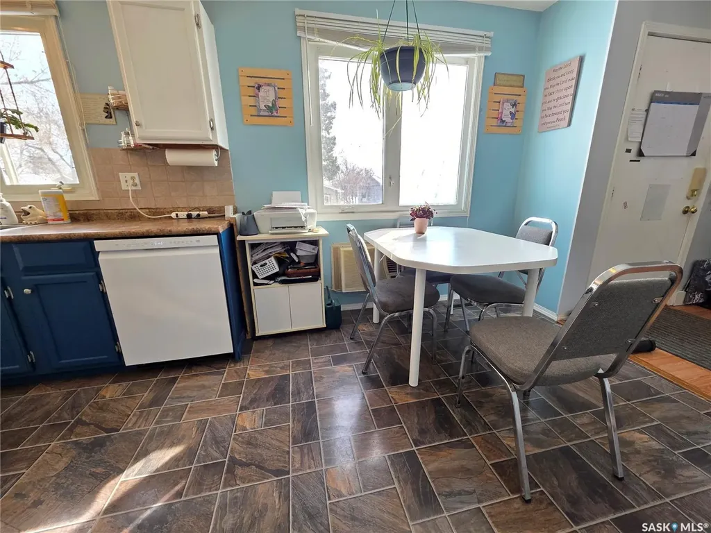 520 Dennis Street Herbert SK S0H 2A0