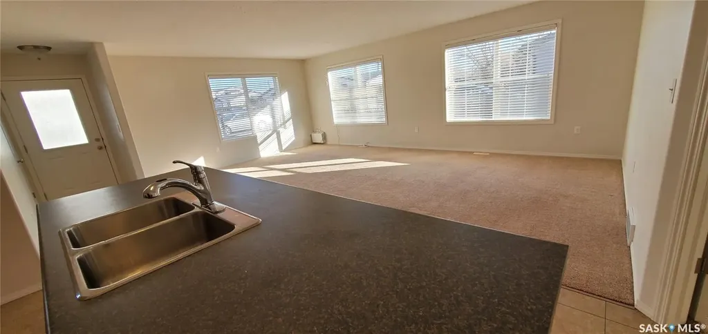 1275 South Railway Street E Swift Current SK S9H 5P3