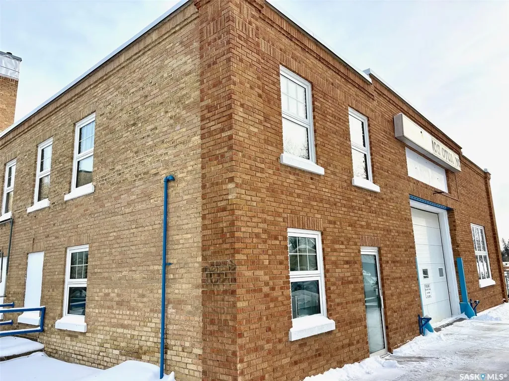 29 Sixth Avenue N Yorkton SK S3N 0X6