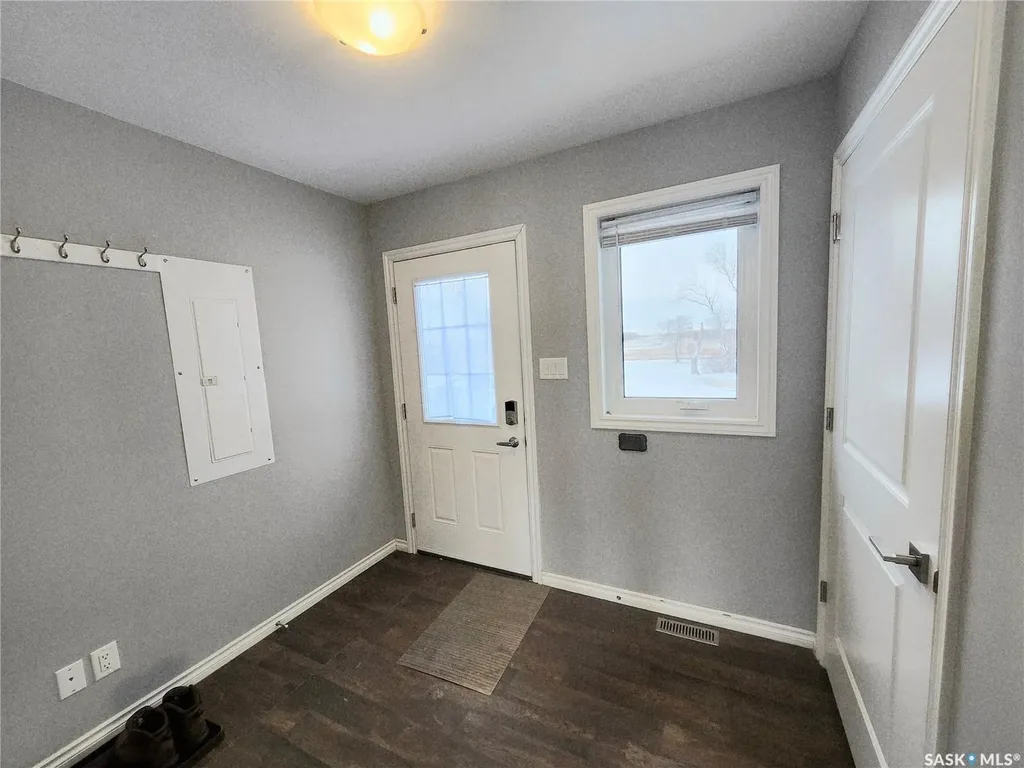 933 Front Street S Broadview SK S0G 0K0