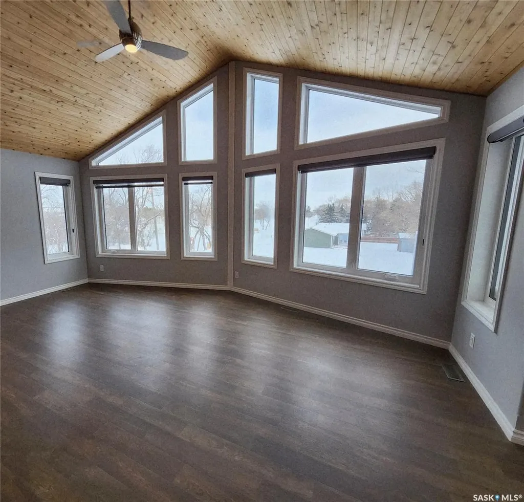 933 Front Street S Broadview SK S0G 0K0