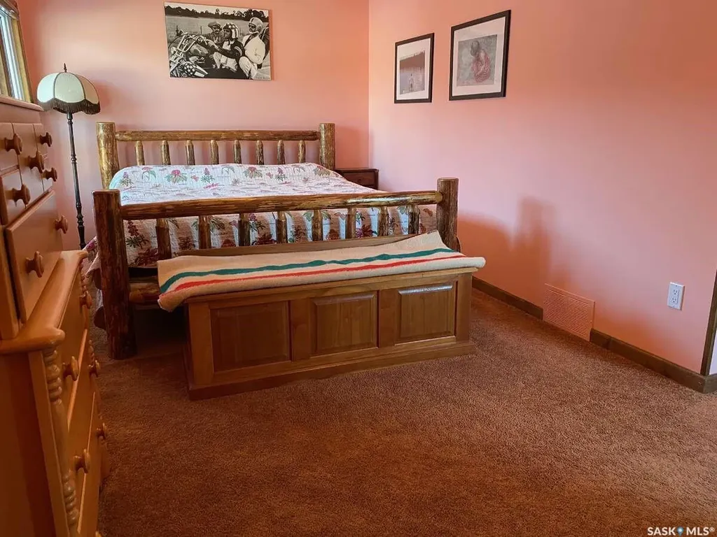 2015 1st Street N Rockglen SK S0H 3R0