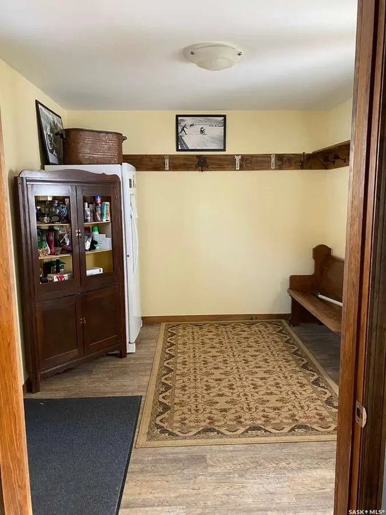 2015 1st Street N Rockglen SK S0H 3R0