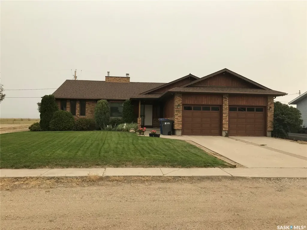 219 3rd Street E Odessa SK S0G 3S0