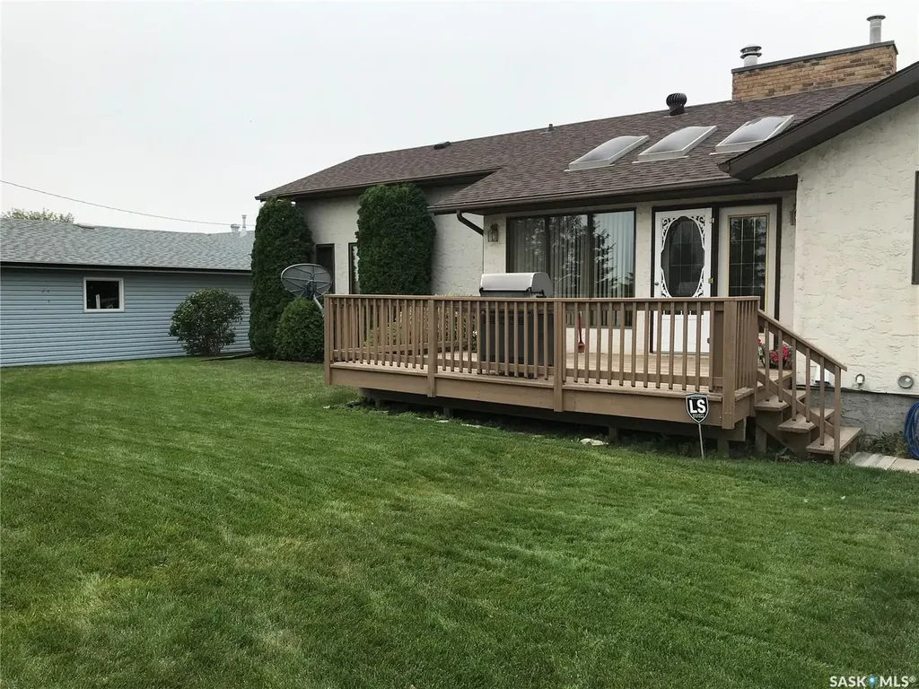 219 3rd Street E Odessa SK S0G 3S0