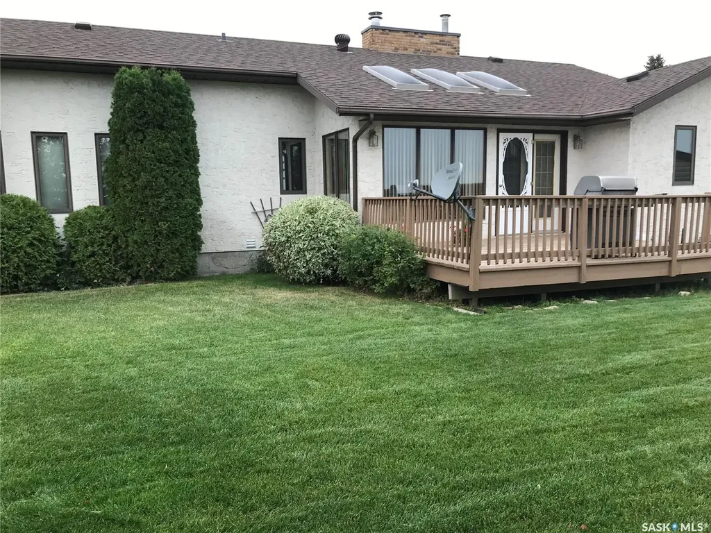 219 3rd Street E Odessa SK S0G 3S0