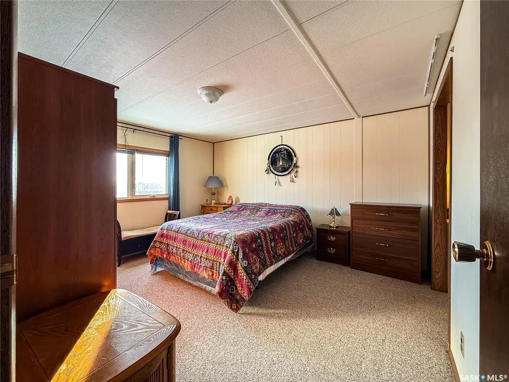 203 4th Avenue Climax SK S0N 0N0