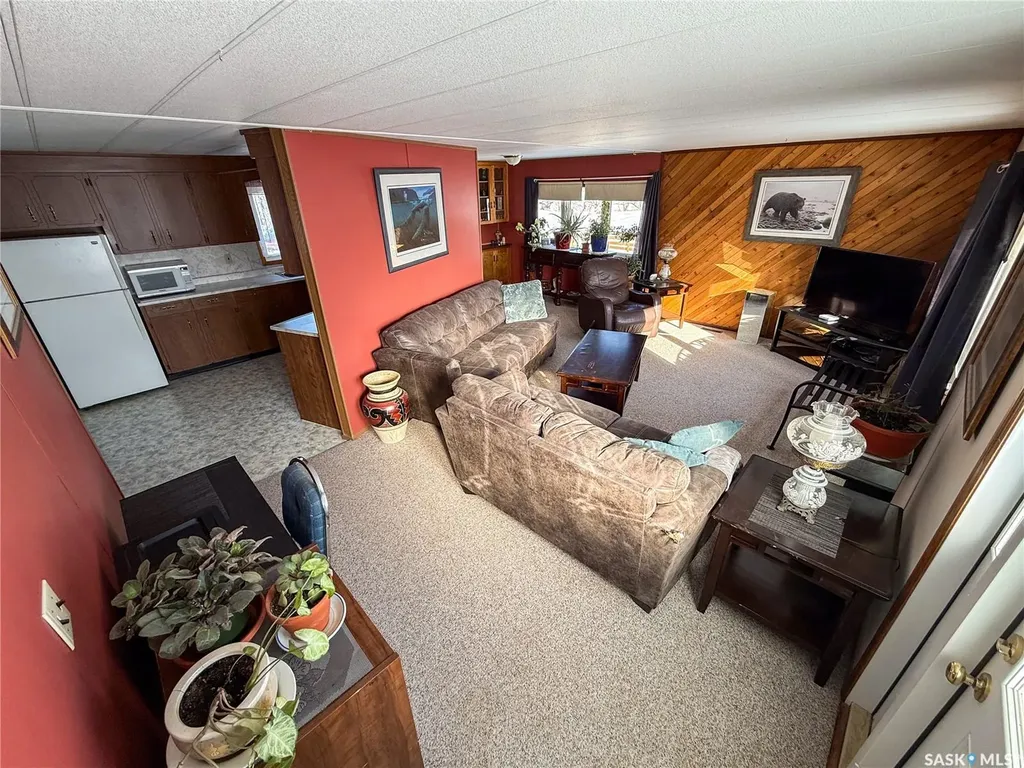203 4th Avenue Climax SK S0N 0N0