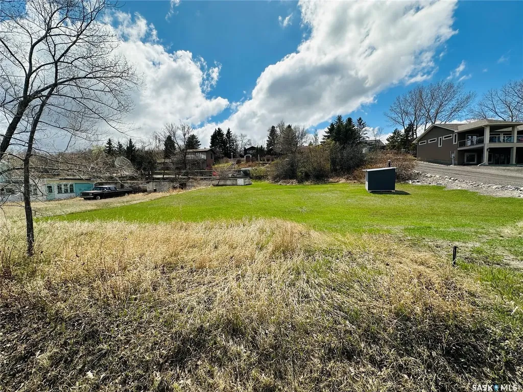 641 Grand Avenue Buena Vista SK S2V 1A2