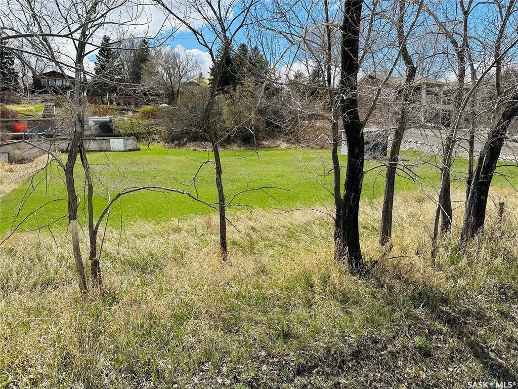 641 Grand Avenue Buena Vista SK S2V 1A2