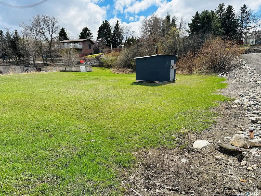 641 Grand Avenue Buena Vista SK S2V 1A2