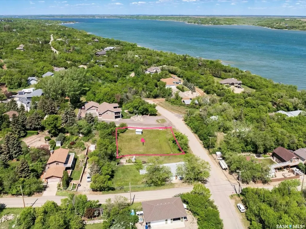 641 Grand Avenue Buena Vista SK S2V 1A2