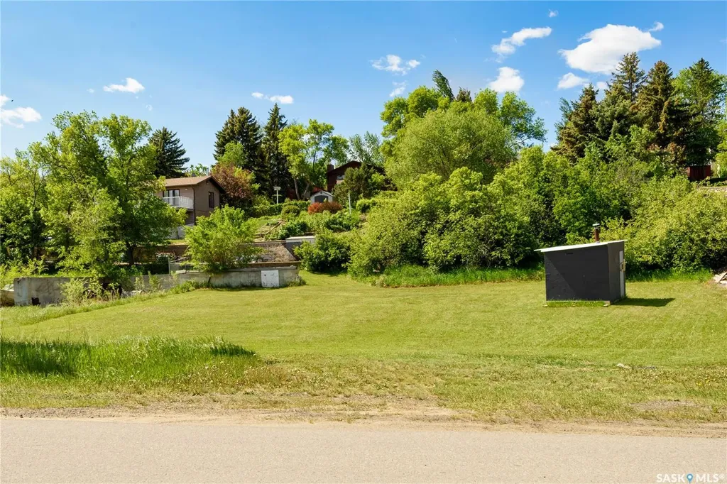 641 Grand Avenue Buena Vista SK S2V 1A2