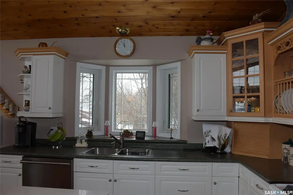 368 South Katepwa Drive Katepwa Beach SK S0A 0A0