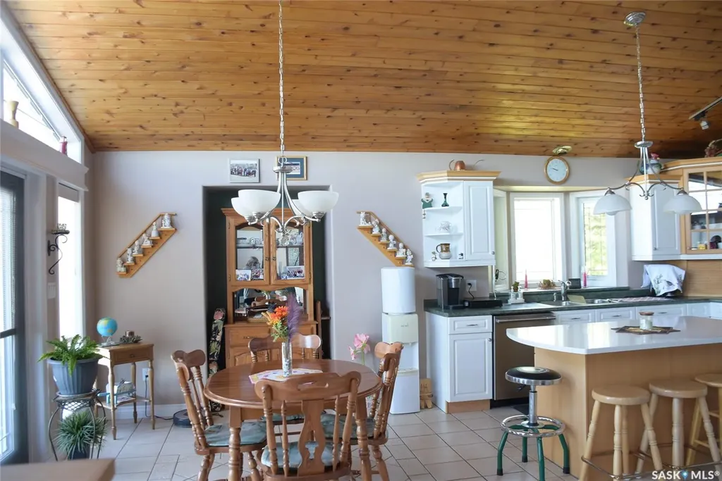 368 South Katepwa Drive Katepwa Beach SK S0A 0A0
