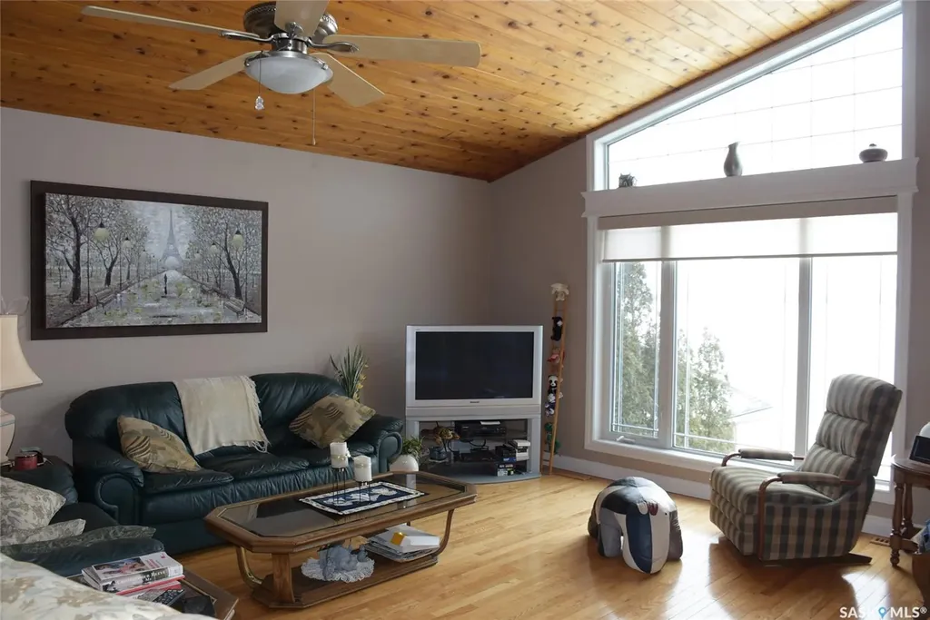 368 South Katepwa Drive Katepwa Beach SK S0A 0A0