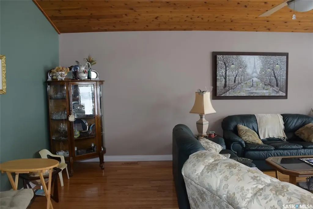 368 South Katepwa Drive Katepwa Beach SK S0A 0A0