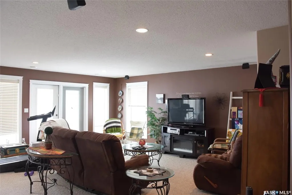 368 South Katepwa Drive Katepwa Beach SK S0A 0A0