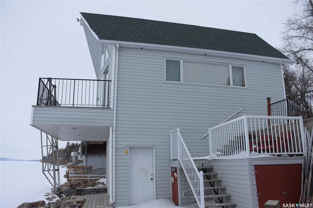 368 South Katepwa Drive Katepwa Beach SK S0A 0A0