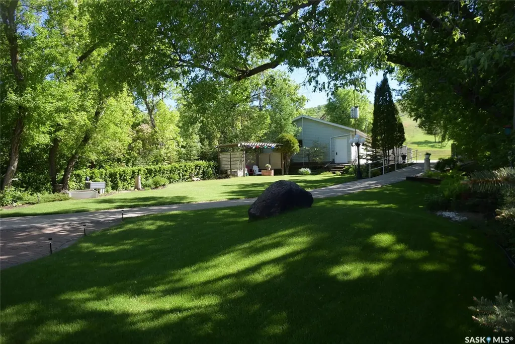 368 South Katepwa Drive Katepwa Beach SK S0A 0A0