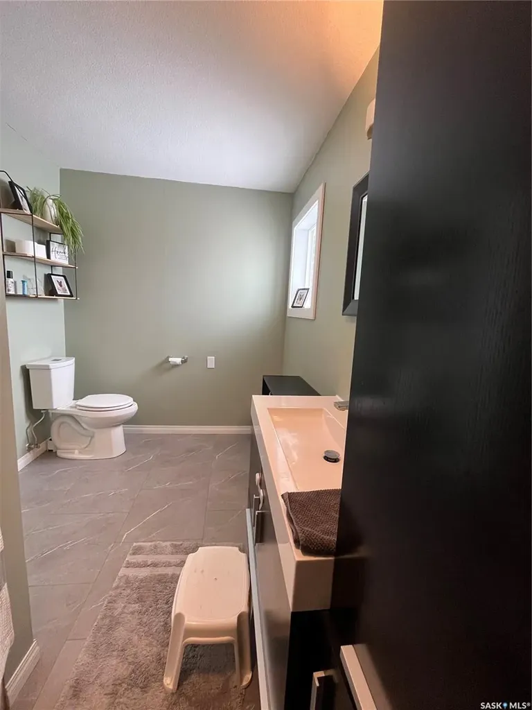 619 Smith Dorrien Avenue Esterhazy SK S0A 0X0