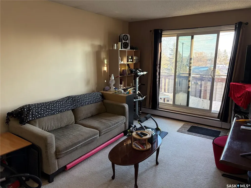 2309 17th Street W Saskatoon SK S7M 4R1