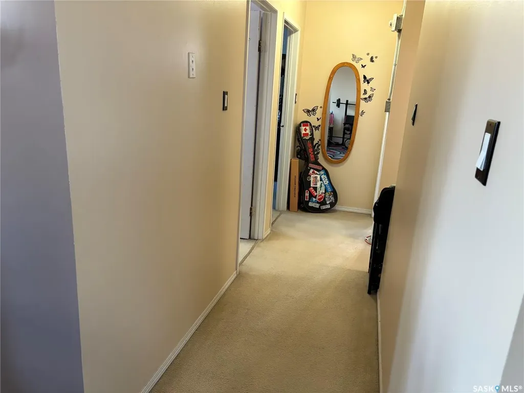 2309 17th Street W Saskatoon SK S7M 4R1