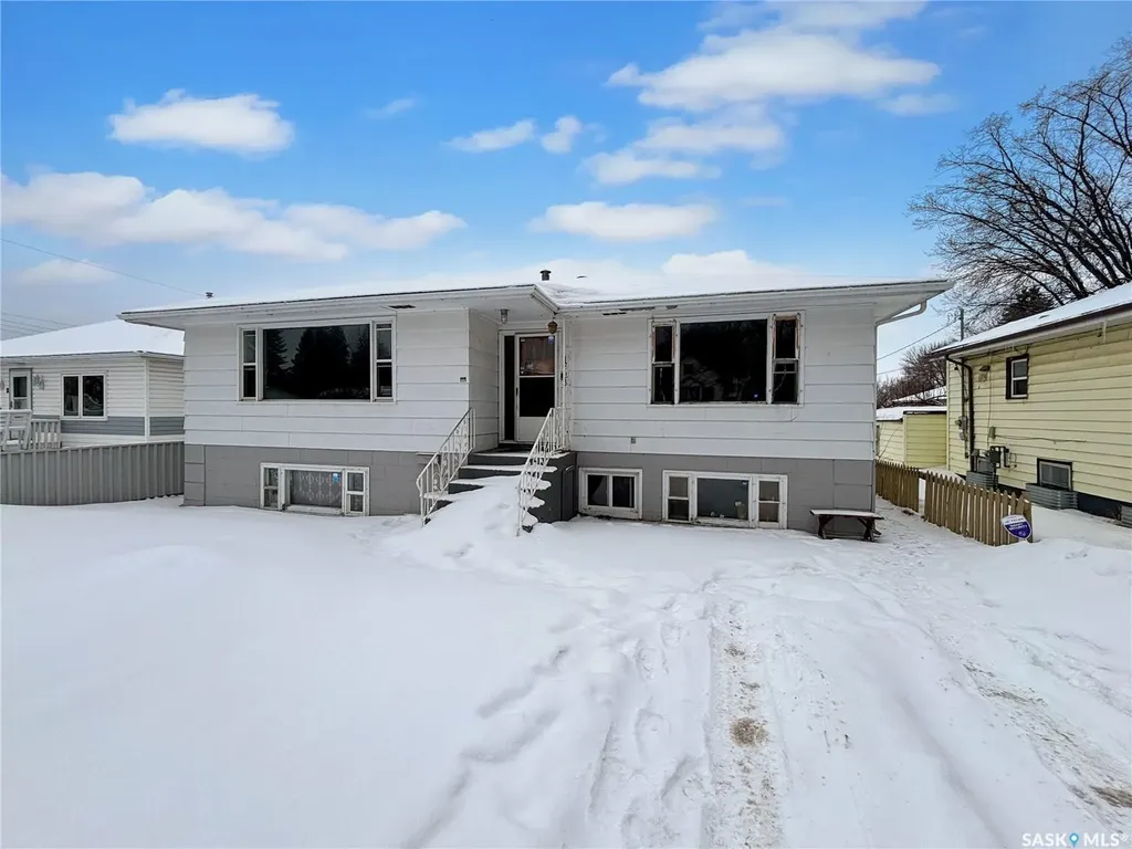 1623 19th Street W Saskatoon SK S7M 1C5
