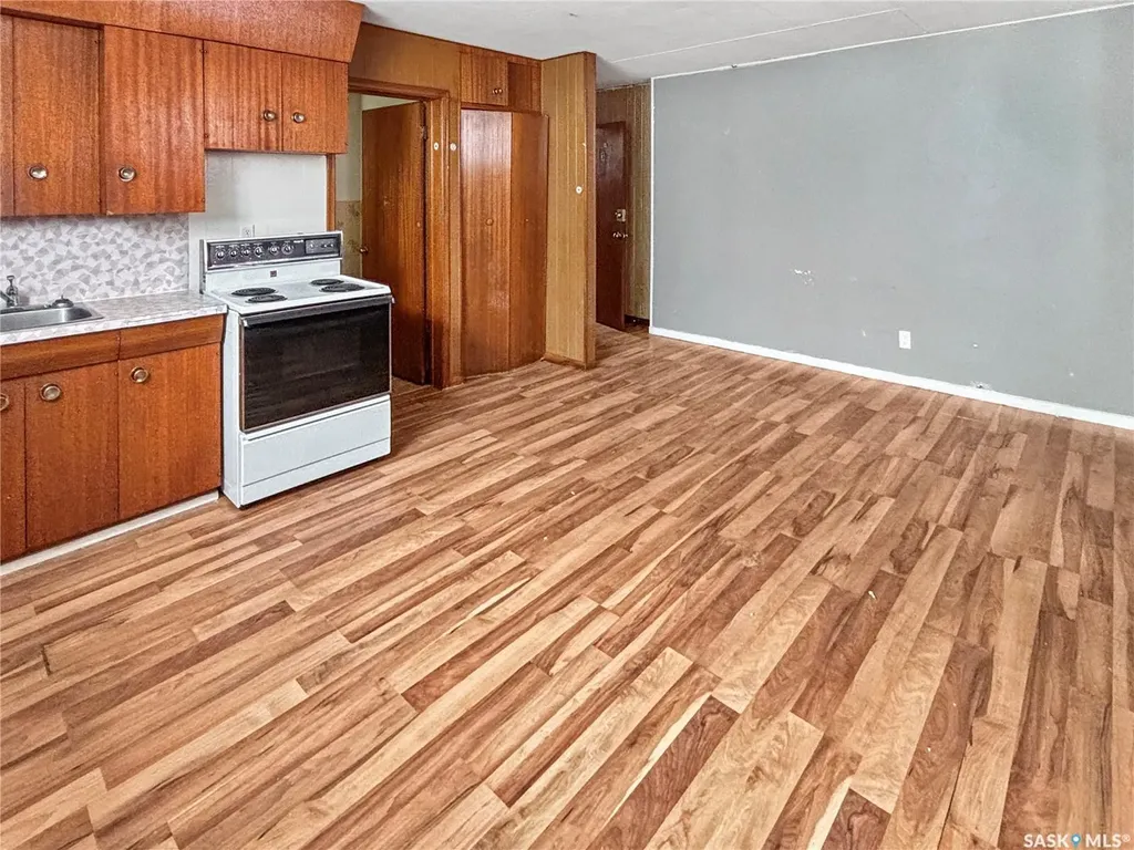 1623 19th Street W Saskatoon SK S7M 1C5