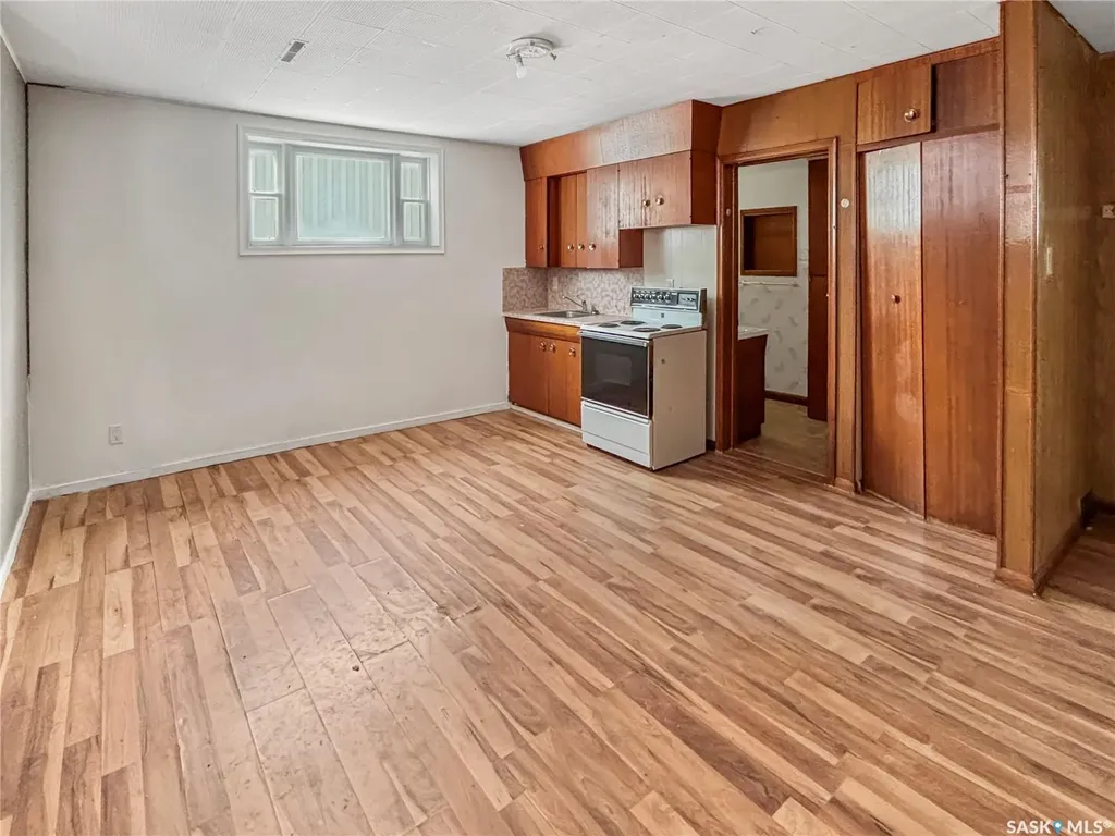 1623 19th Street W Saskatoon SK S7M 1C5