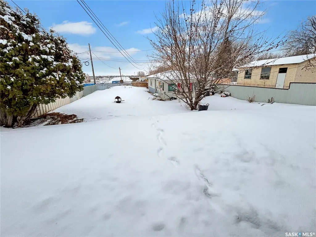 1623 19th Street W Saskatoon SK S7M 1C5
