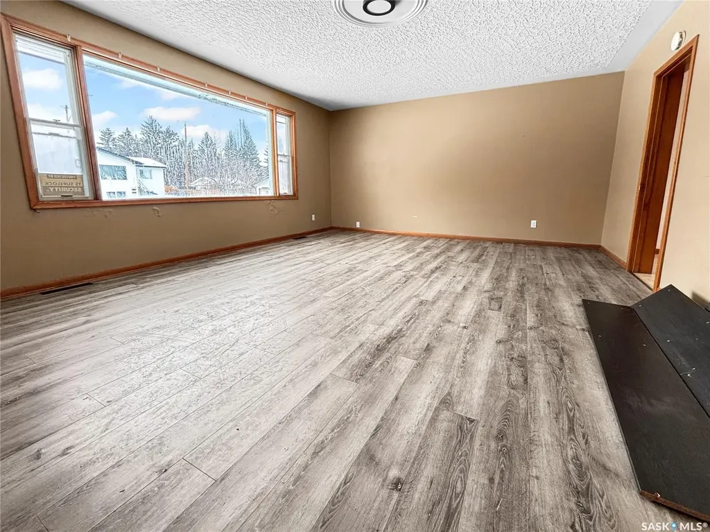 1623 19th Street W Saskatoon SK S7M 1C5