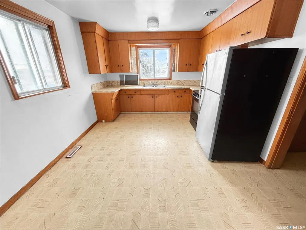 1623 19th Street W Saskatoon SK S7M 1C5